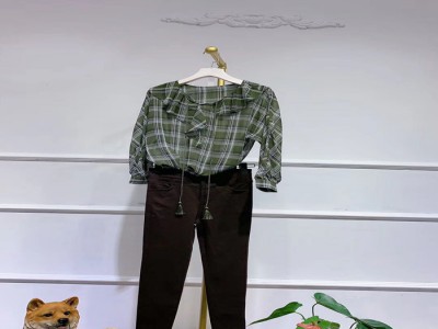 熠净东北夏季尾货服装批发折扣货源折扣服装店加盟图6